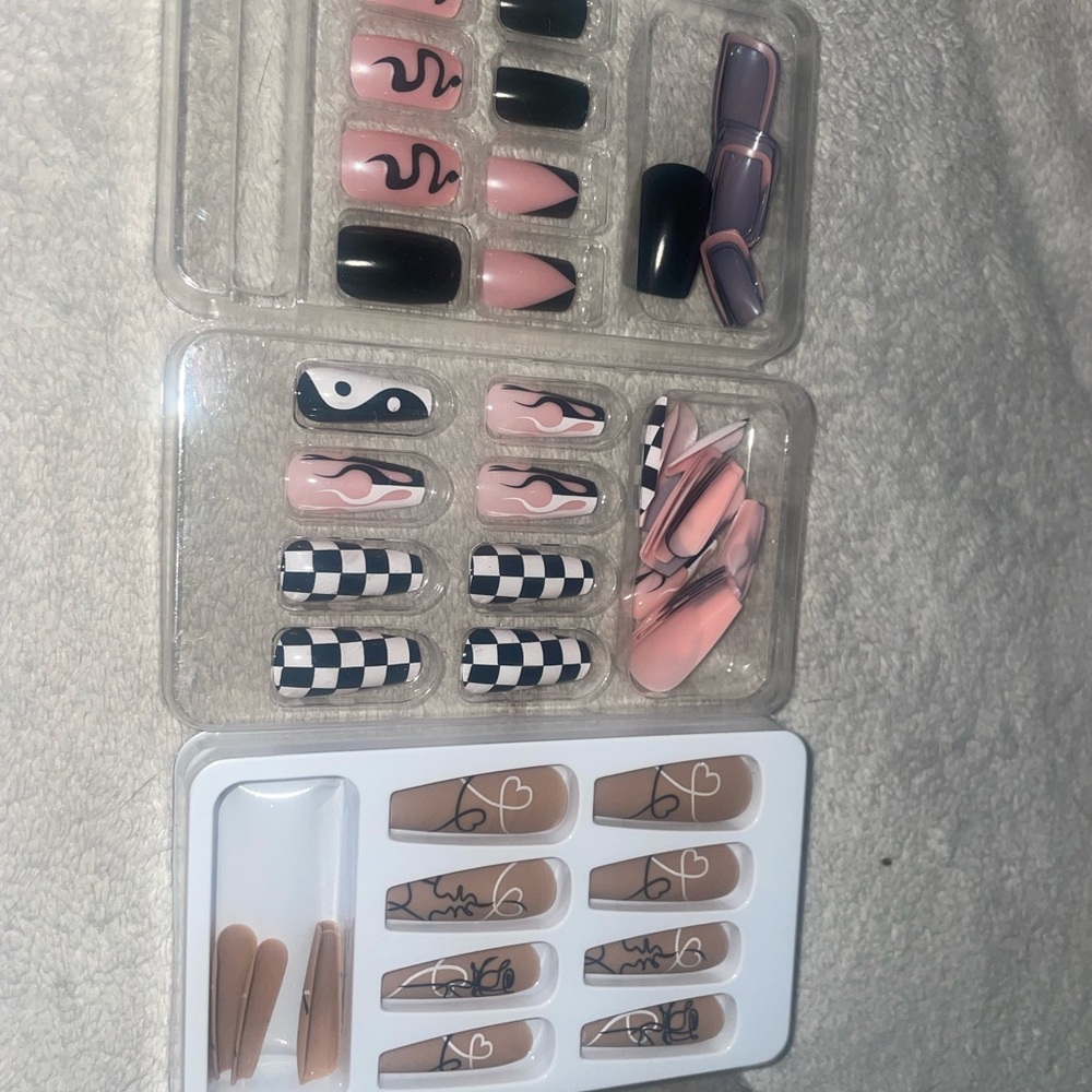 Aesthetic Nails Set